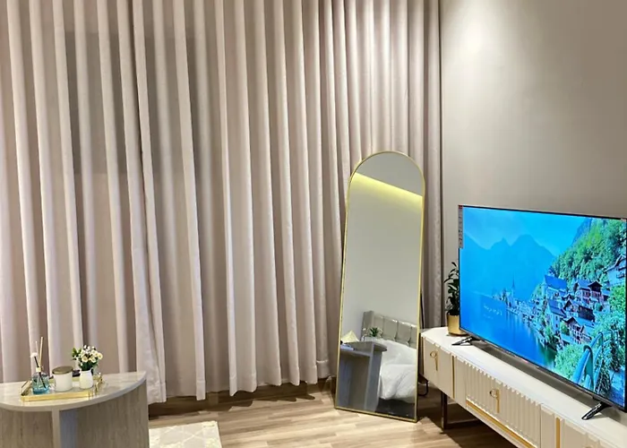 Elegant And Quiet Studio For Smart Entry